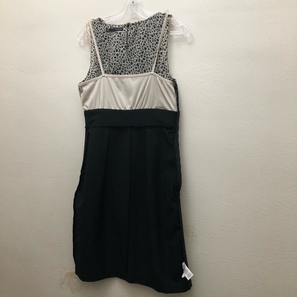 Maurices W Size 7/8 Black/Cream Scoop Neck Knee Length Dress with Ruffle Detail - Picture 8 of 16